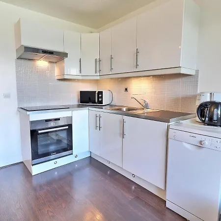 2 Pieces Pour 4 Pers. - La Tania, Idealement Situe Skis Aux Pieds, 31m², Balcon Est - Fr-1-182a-5 Apartamento Courchevel
